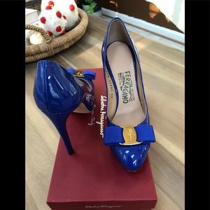 Salvatore Ferragamo logo pumps Size 34.5/US4.5